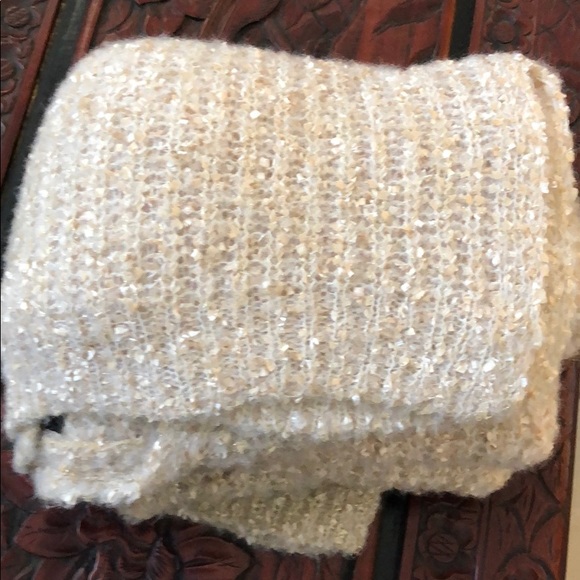 CREAM & GOLD CARDIGAN SWEATER - Picture 8 of 8